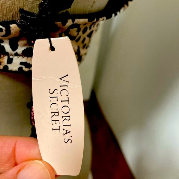 Victoria Secrets bra medium - Picture 9 of 9